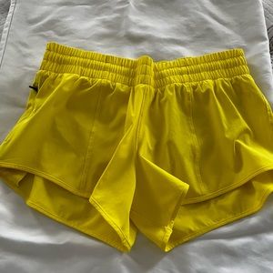 Rabbit feelin fine bright yellow shorts. New without tags. Size m.